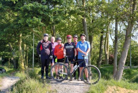Pedaalslagen vol vertrouwen – “Iedereen is bij KPBiking gelijk”